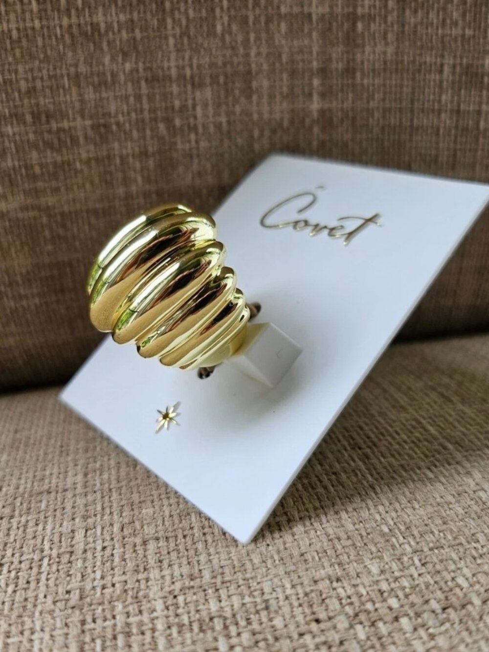 Covet Women Ring Gold Tone Fashion Jewelry Statement Ring Size 7 NWT - Picture 9 of 11